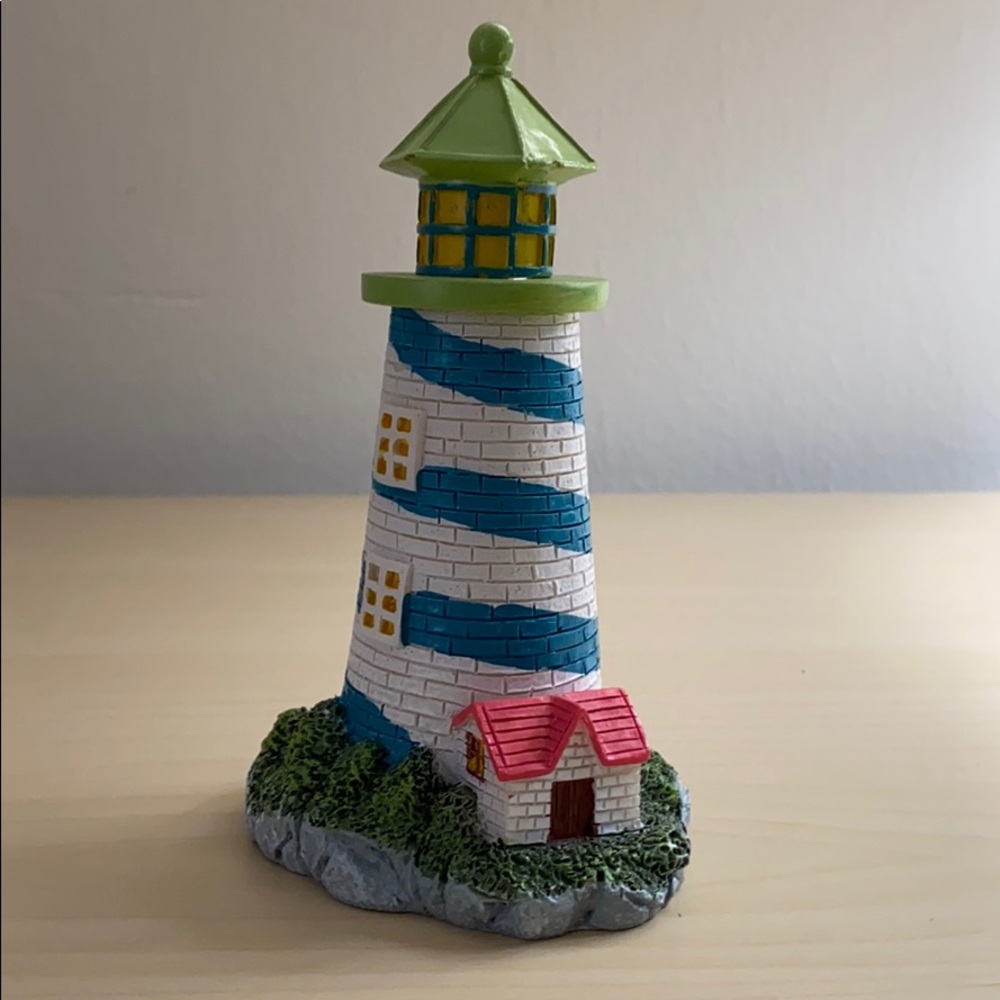 Light up light house - Picture 2 of 5